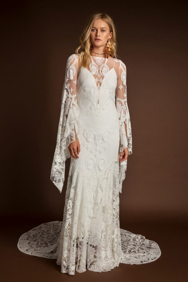 Vintage Country Bateau Neck Long Sleeves Lace Dresses Cowgirls High Low Backless Bridal Wedding Gowns