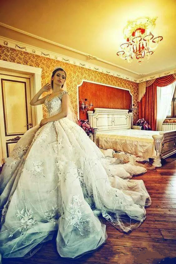 gorgeous luxury wedding dresses beads 3d floral appliques lace chapel train bridal gowns v neckline plus size ball gown wedding dress