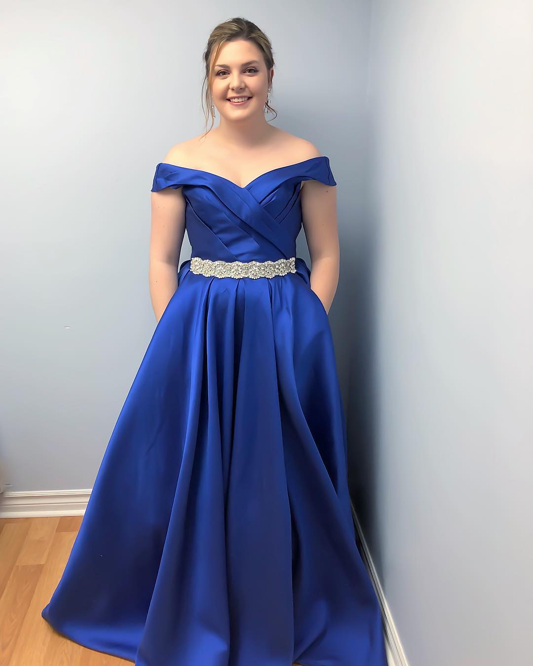 Modest Customized Blue A Line Sleeveless Prom Dresses Off Shoulder Evening Dress Sashes Floor Length Formal Party Bridesmaid Gown