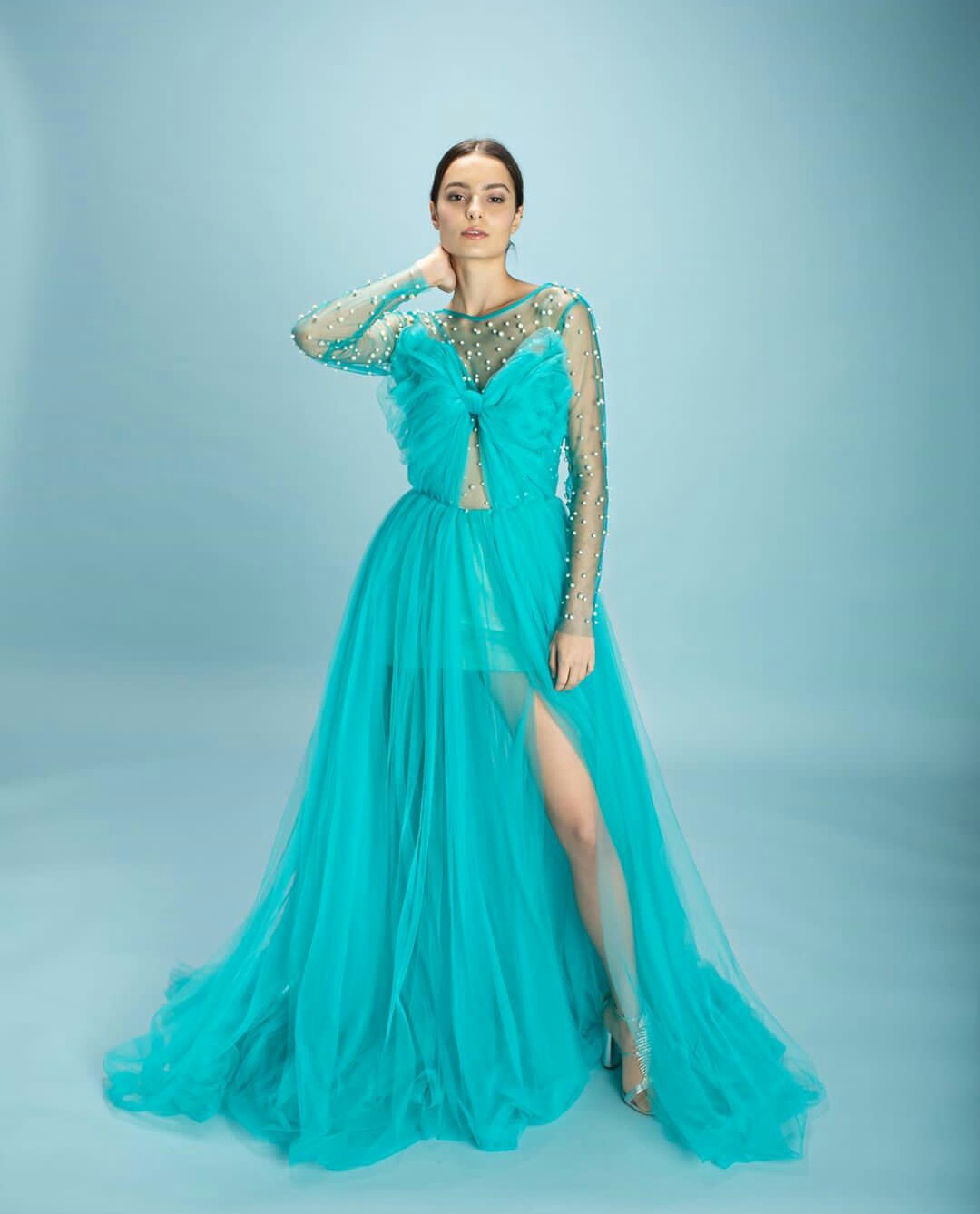 Beading Evening Dresses Sheer Jewel Neck Long Sleeve Prom Gowns Illusion Pearls Appliques Formal Runway Fashion Party Dress
