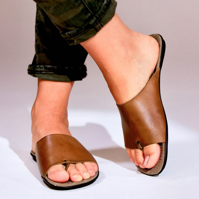 Women Casual Thong Sandals 2020 Fashion Female Brown Flat Slipper Summer Beach Flip Flop Rome Slip On Slippers Flat Shoes D30
Women Casual Thong Sandals 2020 Fashion Female Brown Flat Slipper Summer Beach Flip Flop Rome Slip On Slippers Flat Shoes D30