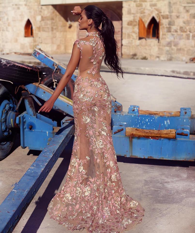 Champagne Evening Gowns With Detachable Train High Neck Sleeveless Mermaid prom dresses 2019 Front Split Appliqued Occasion Gowns