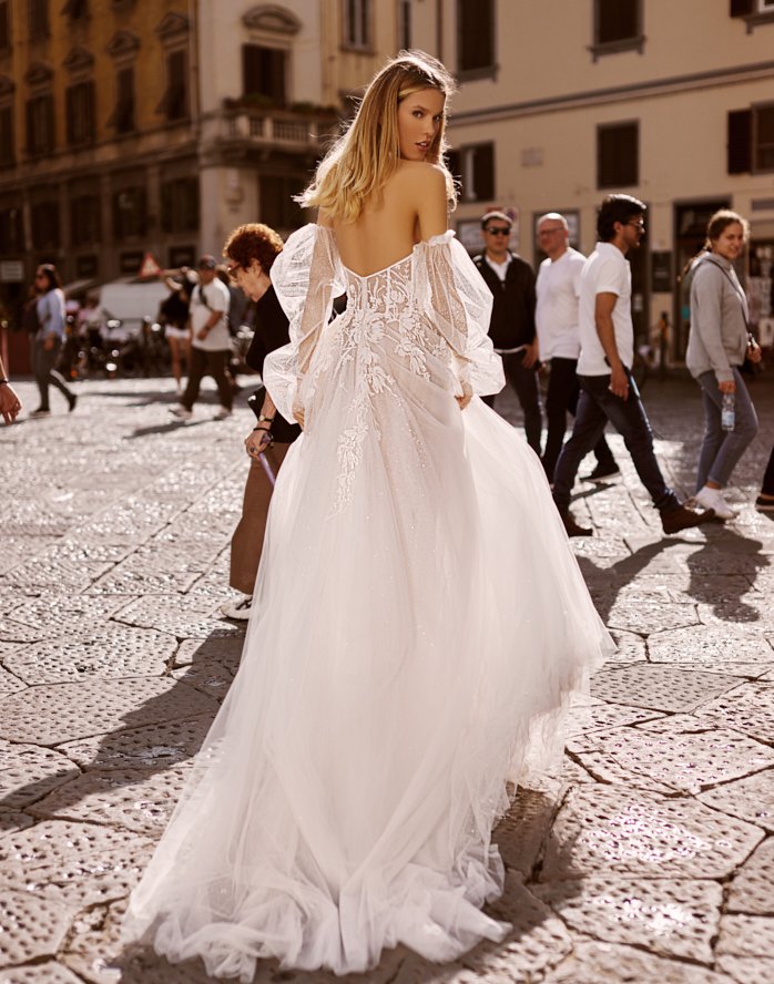 Berta A Line Wedding Dresses Long Sleeves Strapless Appliqued Tulle Sweep Train Bohemian Wedding Dress Custom Made Vestidos De Novia