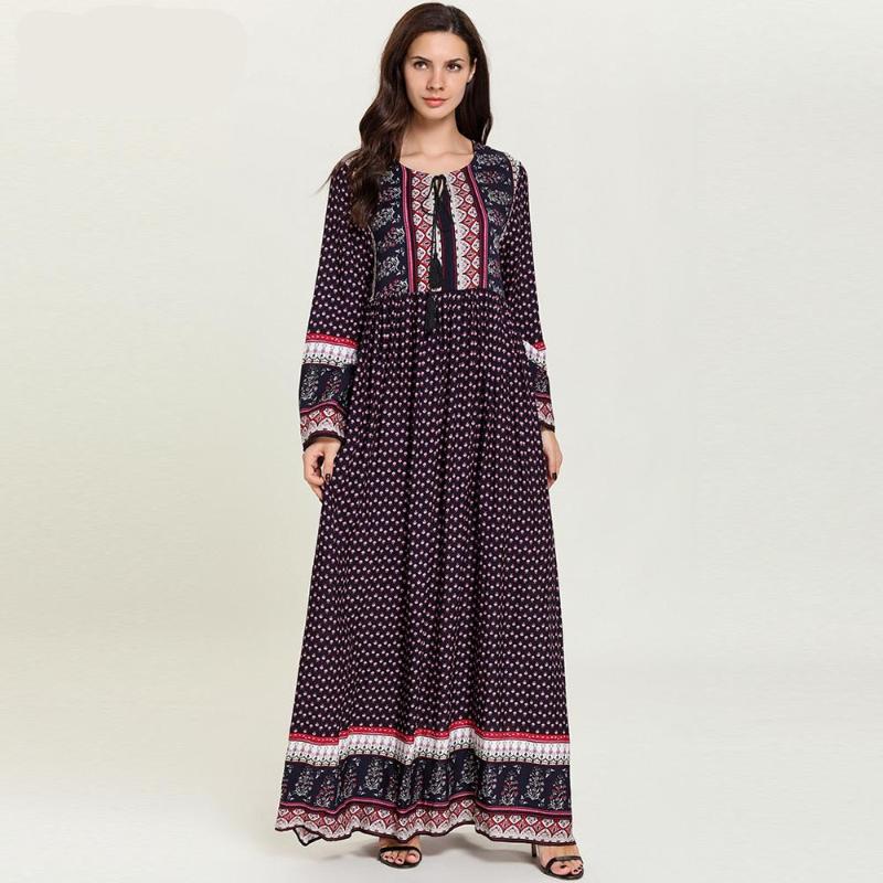 2019 Elegant Muslim Pleated Abaya Turkish Singapore Full Length Jilbab Dubai Female Muslim Dress Jilbab Islam Ramadan Gown Robes
2019 Elegant Muslim Pleated Abaya Turkish Singapore Full Length Jilbab Dubai Female Muslim Dress Jilbab Islam Ramadan Gown Robes