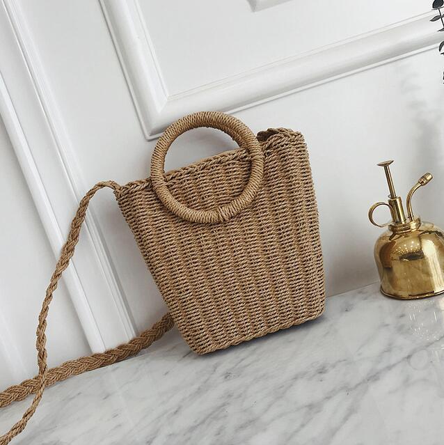 Factory wholesale brand women handbag summer new straw beach bag simple atmosphere woven bucket bag fashion woven leisure handbag, Black;red
Factory wholesale brand women handbag summer new straw beach bag simple atmosphere woven bucket bag fashion woven leisure handbag, Black;red