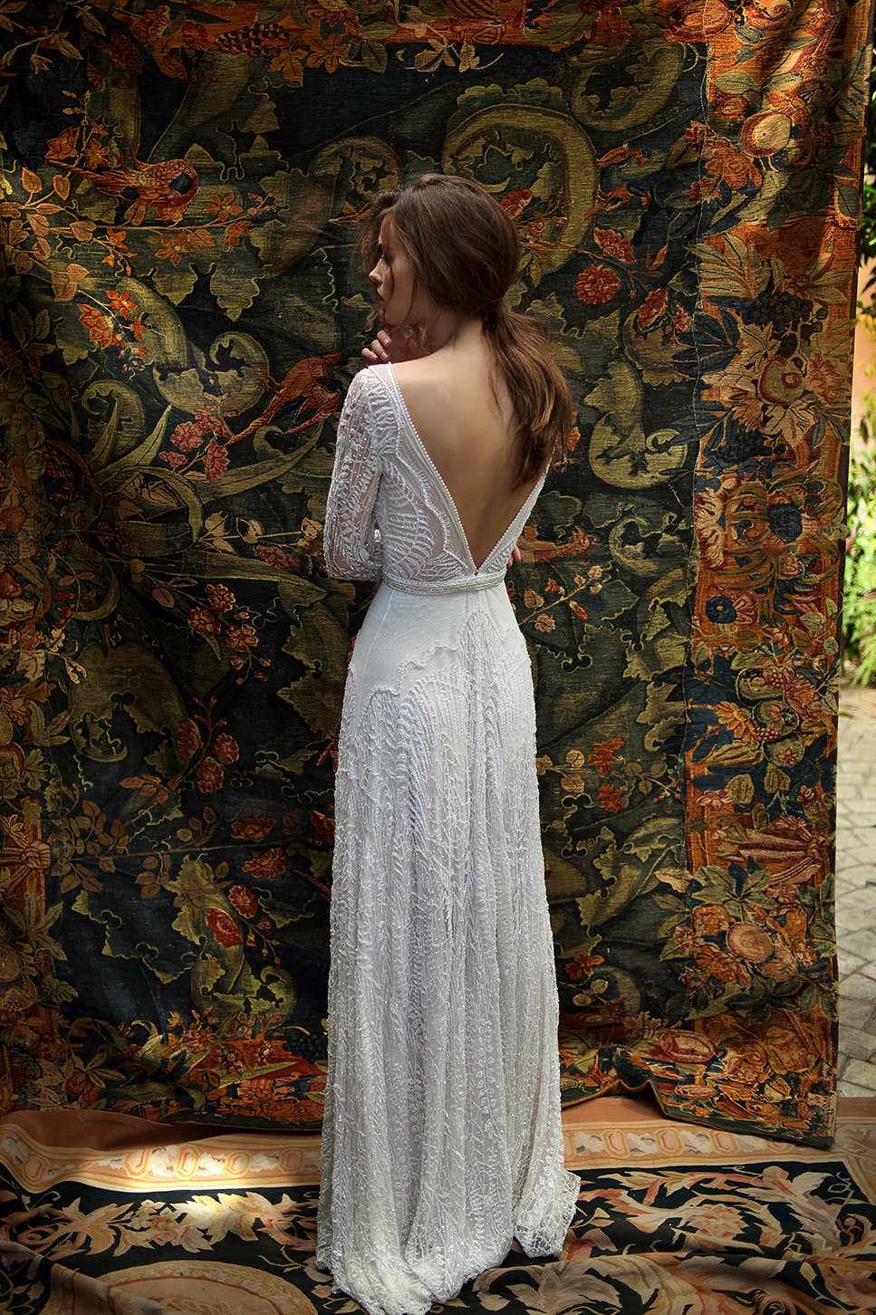 Lihi Hod Vintage Lace Dresses V Neck Sexy Backless or Length Beach Bridal Gowns Appliqued Beads ry Wedding Dress Custom Made