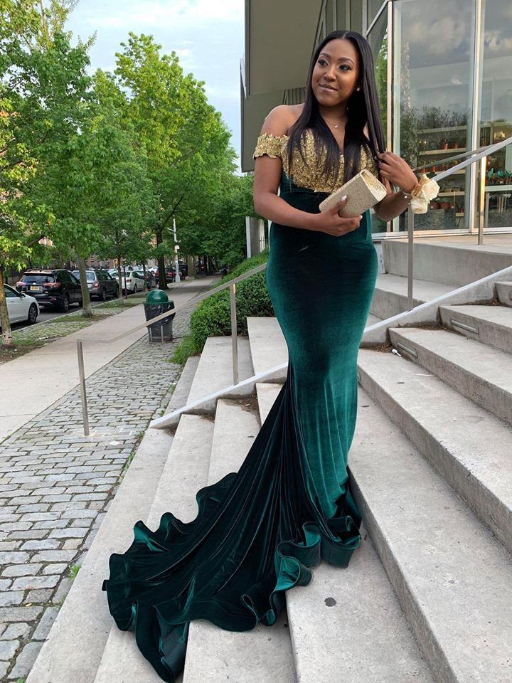 Off Shoulder Hunter Green Mermaid Evening Dressses Girls Velvet Sweep Train Prom Gowns Abendkleider With Gold Appliques