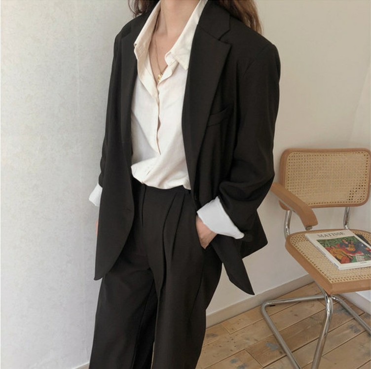 Stylish Plus Size Womens Pant Suit Set With Oversized Blazer Tailored For Comfort And Elegance