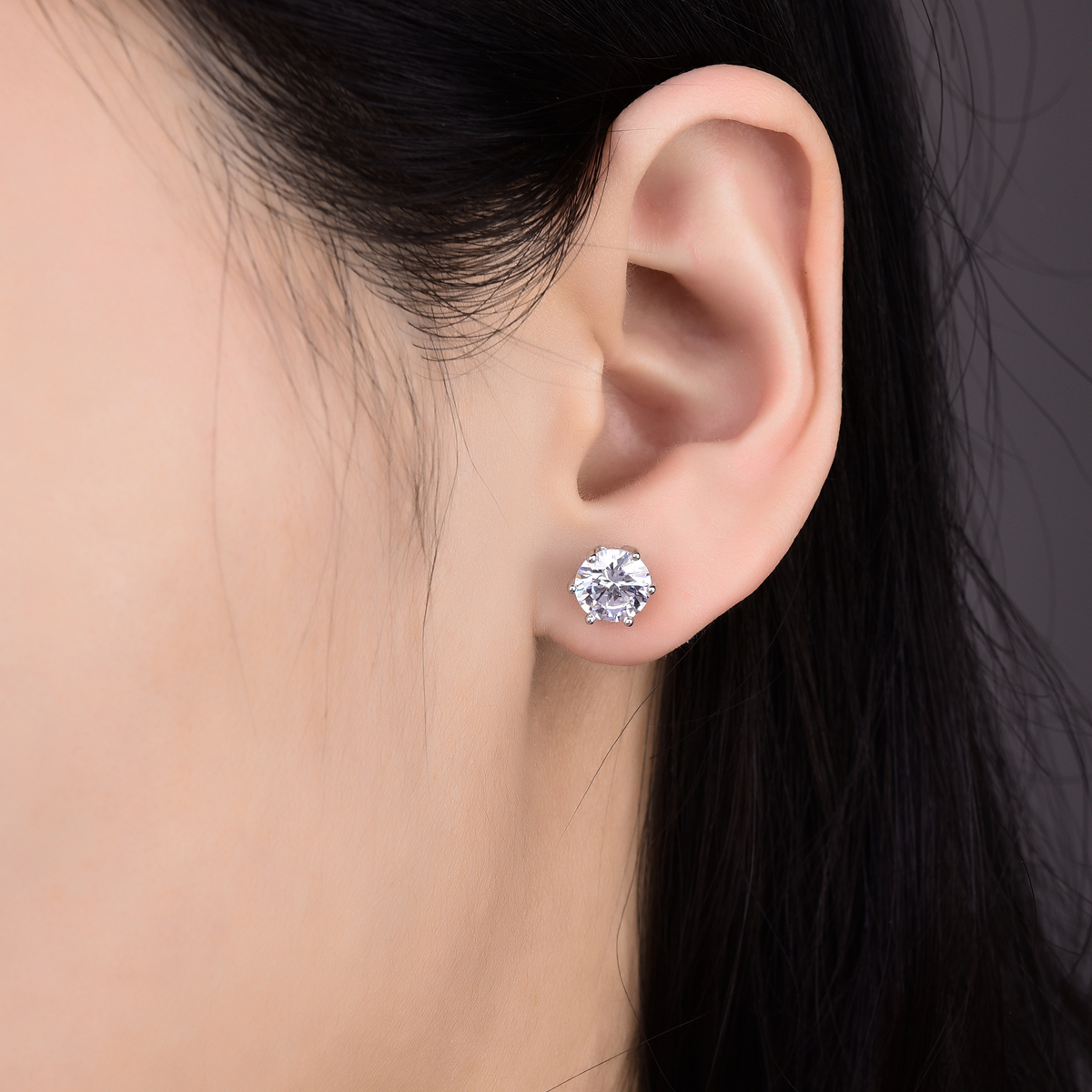 Fashion-925 Sterling Silver Six-Claw Stud Earrings for Women Fashion White Zircon Earrings Wedding Jewelry
