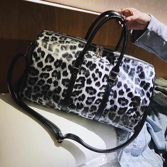 outlet brand women handbag large capacity leather shopping bag fashion leopards print handbags personality leopard prints leathers shoulder
outlet brand women handbag large capacity leather shopping bag fashion leopards print handbags personality leopard prints leathers shoulder