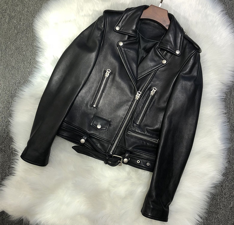 2019 Women's Genuine Leather Motorcycle Biker Short Coat High Street Lady Jacket Couple Slim Zipper Pure Leather Jacket, Black
2019 Women's Genuine Leather Motorcycle Biker Short Coat High Street Lady Jacket Couple Slim Zipper Pure Leather Jacket, Black