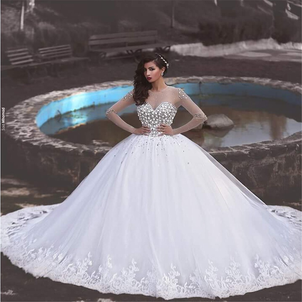 Luxury Ball Gown Wedding Dresses O Neck Long Sleeves Beaded Tulle Saudi Arabic Wedding Gowns Bridal Dress Lace Up Bling Rhinestone pearls
