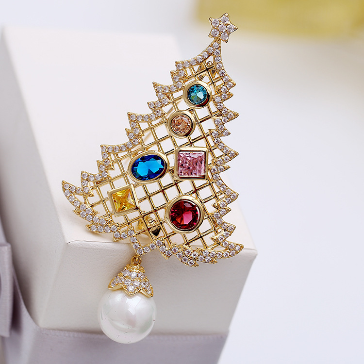 Luxury Designer Pearl Brooch Christmas Tree Pin for Women with Cubic Zirconia Fashion Jewelry Female New Year Gift
