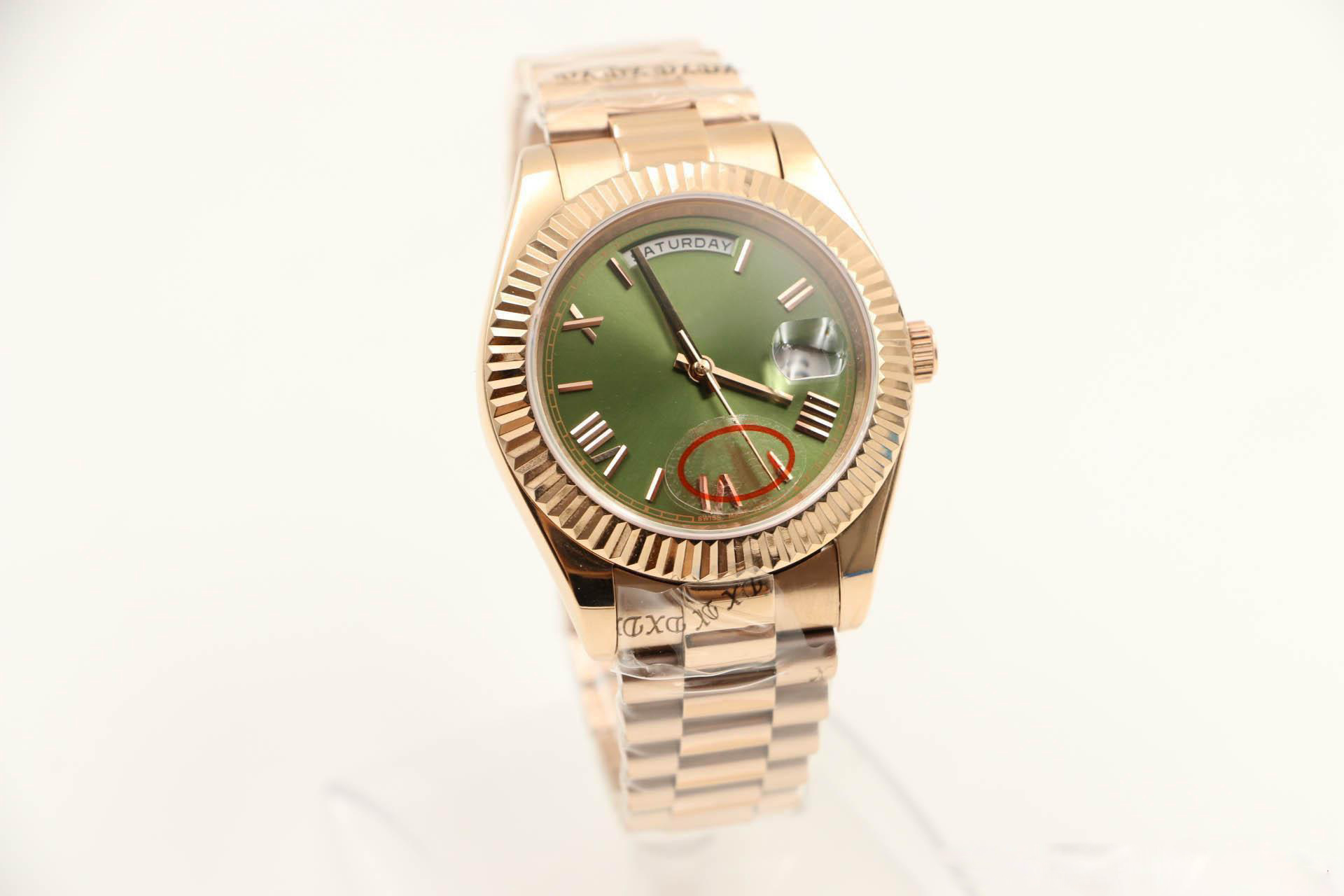 2018 Hot Seller 18 ct Everose Gold 40mm 228235 mechanical self-winding movement president Concealed folding Crown clasp Olive green dail Men
2018 Hot Seller 18 ct Everose Gold 40mm 228235 mechanical self-winding movement president Concealed folding Crown clasp Olive green dail Men
