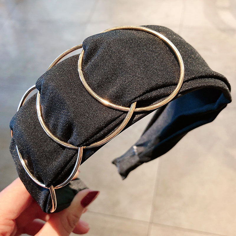 New Women Elegant Vintage Metal Ring Wide Side Hairbands Sweet Hair Ornament Headband Hair Hoop Lady Fashion Accessories
New Women Elegant Vintage Metal Ring Wide Side Hairbands Sweet Hair Ornament Headband Hair Hoop Lady Fashion Accessories
