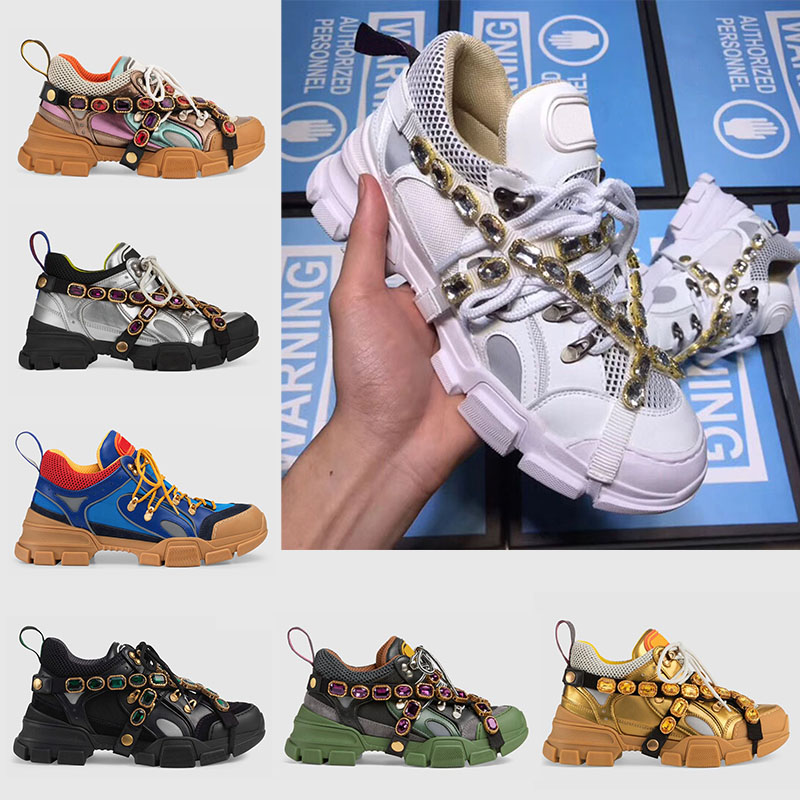 Flashtrek with Removable Crystals Men Luxury Casual Shoes Black White Green Gold Suede Leather 2019 Women Fashion Designer Sneaker With Box
Flashtrek with Removable Crystals Men Luxury Casual Shoes Black White Green Gold Suede Leather 2019 Women Fashion Designer Sneaker With Box