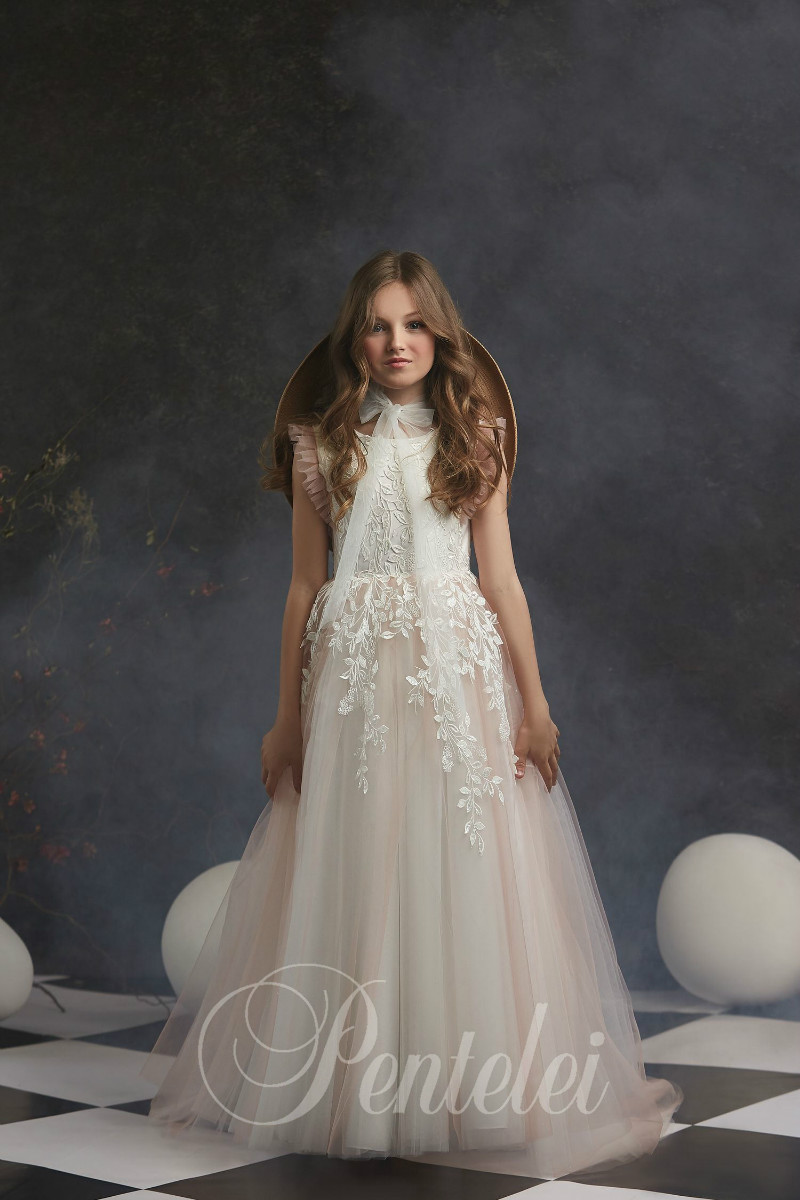 Lovely A Line Flower Girl Dresses Jewel Sleeveless Lace Applique Ruffles Pageant Dress Floor Length Girl's Birthday Party 0431