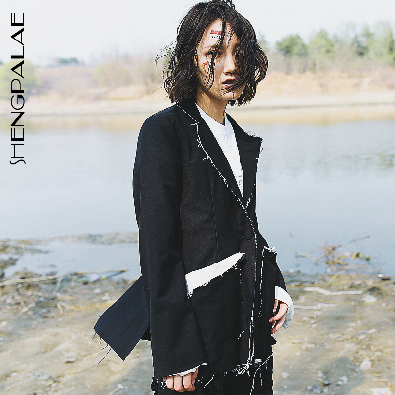 SHENGPALAE 2019 Black High Quality New Styles Summer Spring Jacket Turn-down Collar Suit Patchwork Lace Loose Women Coat FN930, Black (spot)
SHENGPALAE 2019 Black High Quality New Styles Summer Spring Jacket Turn-down Collar Suit Patchwork Lace Loose Women Coat FN930, Black (spot)