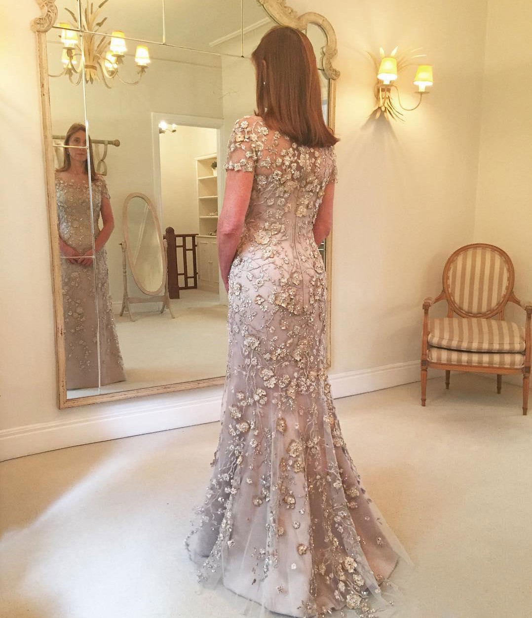 Modest Lace Mermaid Mother of the Bride Dresses Sheer Bateau Neck Beaded Short Sleeves Wedding Guest Dress Floor Length Formal Gowns