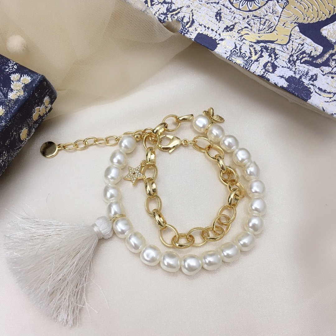 Designer Bracelet Pearl Link Chain Bracelet Classic Style Wedding Evening Party Bracelet High Quality Jewelry Gifts
Designer Bracelet Pearl Link Chain Bracelet Classic Style Wedding Evening Party Bracelet High Quality Jewelry Gifts