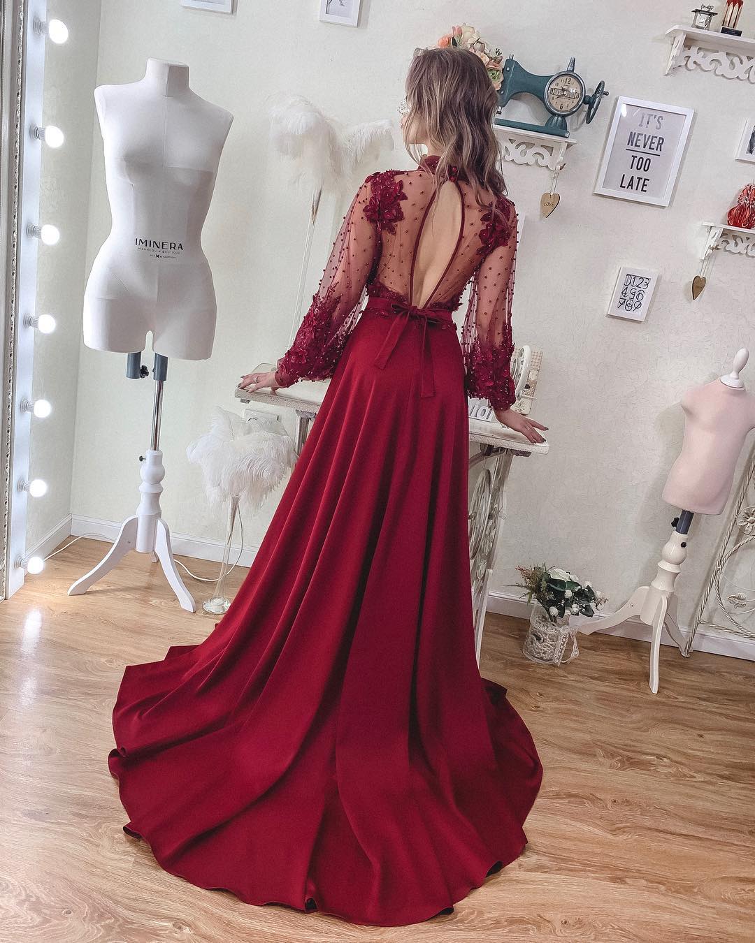 Burgundy Long Sleeve Evening Dresses High Neck Beads Hollow Satin Prom Gowns Plus Size Formal Party Dress Custom robes de soirée