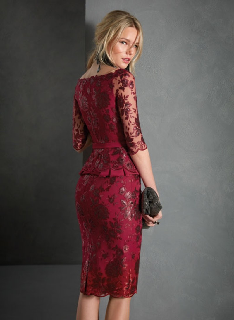Dark Red Mother Of Bride Dresses Sheath Half Sleeves Lace Applique Formal Evening Gowns Knee Length Plus Size Prom Dresses