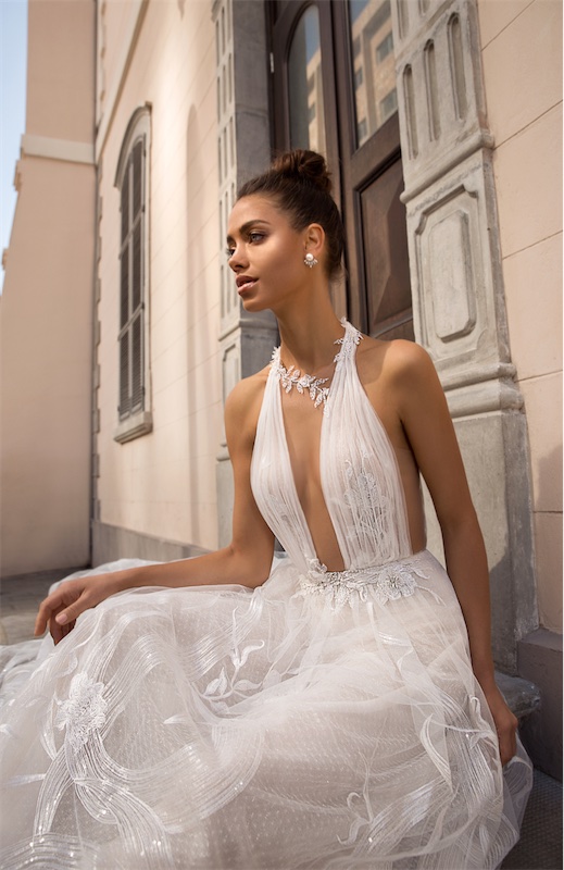 Elihav Sasson Wedding Dresses 2020 Lace Appliqued A-line Halter Backless Boho Bridal Gowns Sweep Train Sleeveless Bohemian robes de mariée