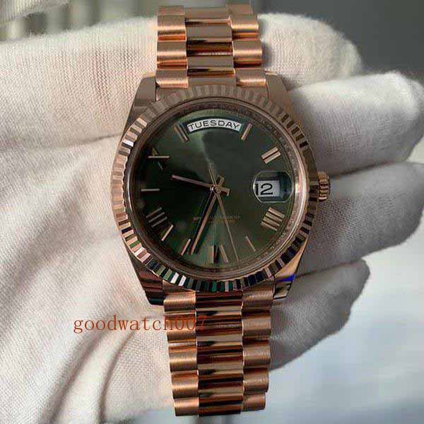 Top quality Luxury Men's Watches Rose Gold Day Date 228235 40MM Olive Green Roman Dial Near Mint Movement Automatic Mens Excellent Unisex
Top quality Luxury Men's Watches Rose Gold Day Date 228235 40MM Olive Green Roman Dial Near Mint Movement Automatic Mens Excellent Unisex