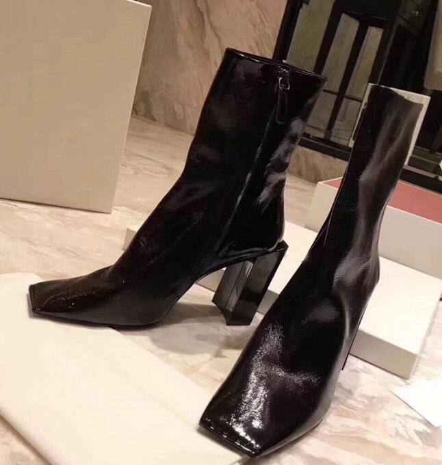 Hot Sale-New Arrival Martin Womens High Heel 8CM Chunky Heel Snow Winter Ankle Cow Leather Square Toes Booties SZ35-40, With brand logo
Hot Sale-New Arrival Martin Womens High Heel 8CM Chunky Heel Snow Winter Ankle Cow Leather Square Toes Booties SZ35-40, With brand logo