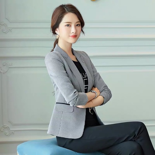 Plaid Women Jackets And Blazers Chic Korean Designer Coat Business Woman Blazer Jaket Fashion Ladies Blazers Woman Suit, Gray
Plaid Women Jackets And Blazers Chic Korean Designer Coat Business Woman Blazer Jaket Fashion Ladies Blazers Woman Suit, Gray