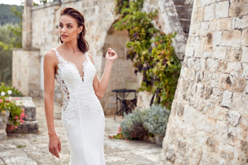 Eddy K 2019 Mermaid Wedding Dresses V Neck Lace Appliques Satin Sweep Train Long Bridal Gowns Plus Size Beach Boho robe de mariée