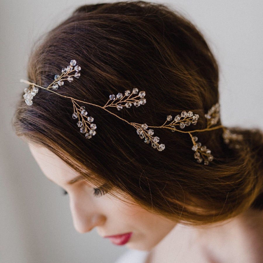 Manual Crystal A String Of Beads Soft Chain Hair Band Bride Headwear Hair Decorate
Manual Crystal A String Of Beads Soft Chain Hair Band Bride Headwear Hair Decorate