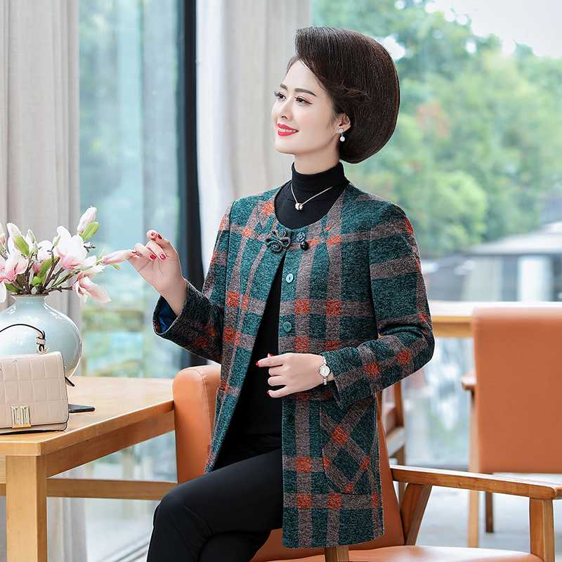 Elegant Middle Aged Women's Spring Jacket 2020 New Plus Size Female Outerwear Fashion Temperament Long Windbreaker Coat 5XL W30, Green
Elegant Middle Aged Women's Spring Jacket 2020 New Plus Size Female Outerwear Fashion Temperament Long Windbreaker Coat 5XL W30, Green