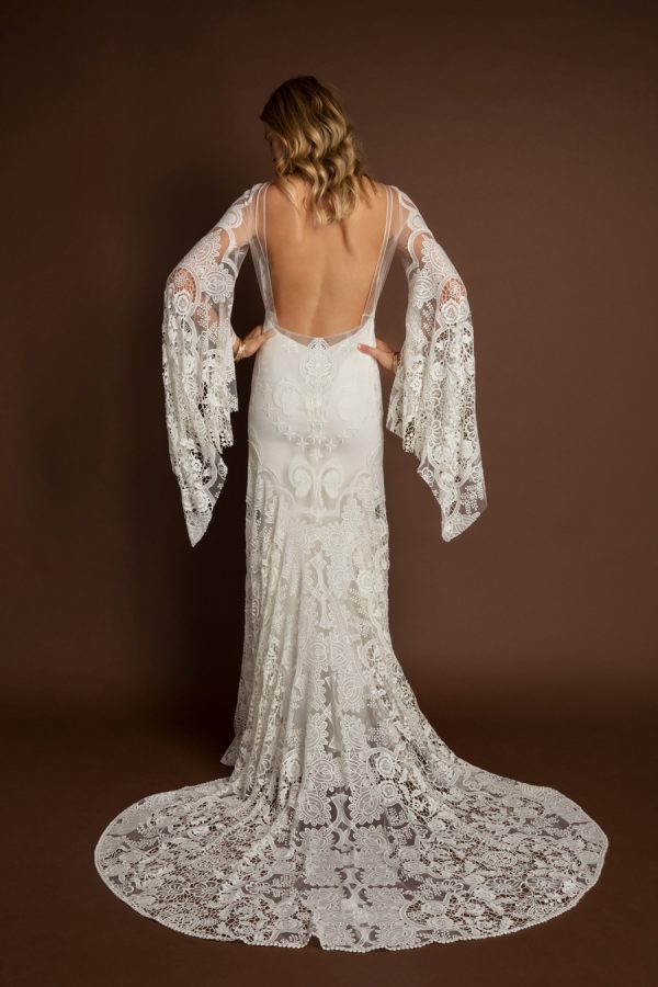 Vintage Country Bateau Neck Long Sleeves Lace Dresses Cowgirls High Low Backless Bridal Wedding Gowns
