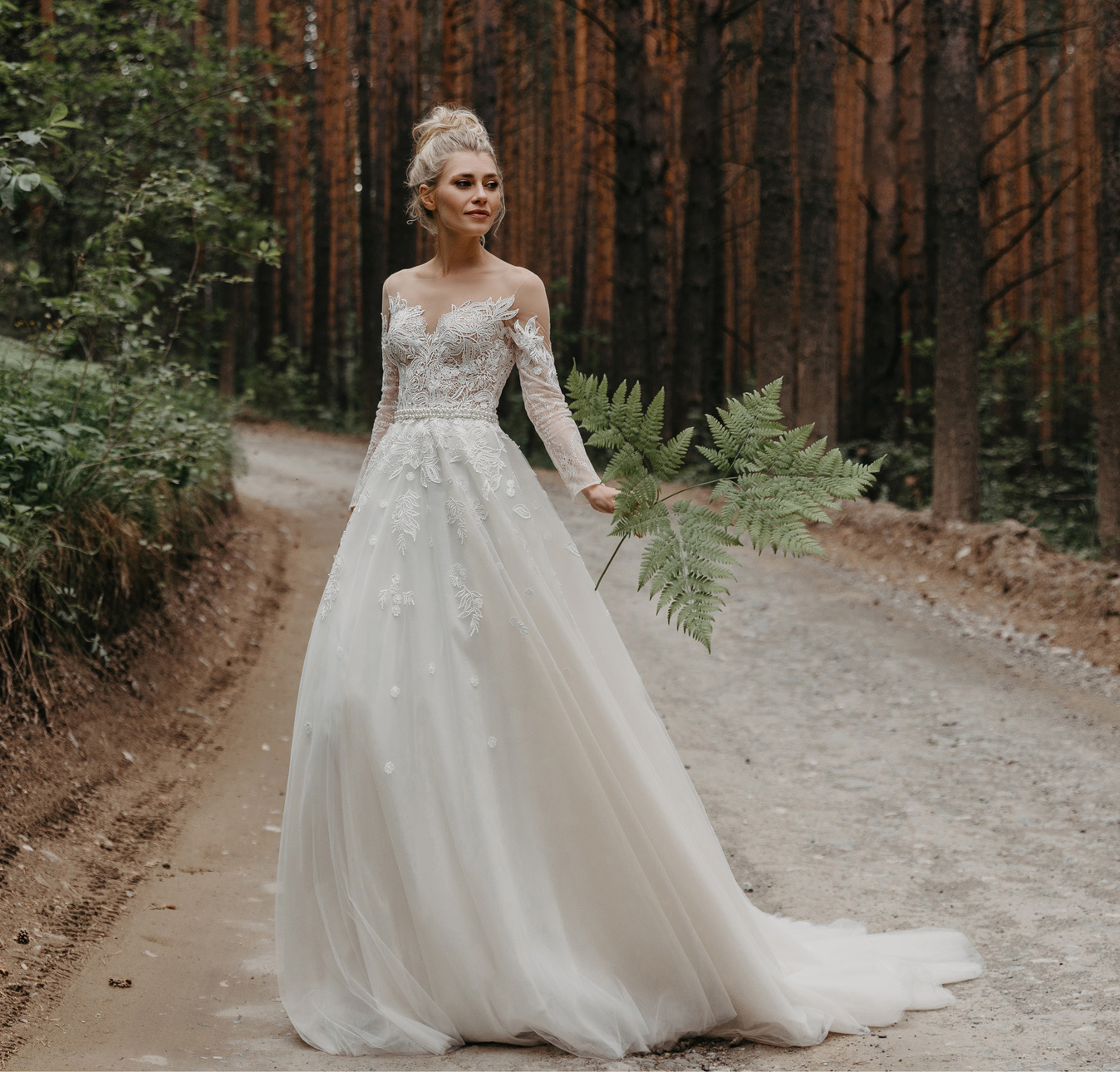 New Simple Wedding Dresses Jewel Neck A Line Appliqued Pearls Belt Long Sleeve Wedding Dress Sweep Train Cheap Vestidos De Novia