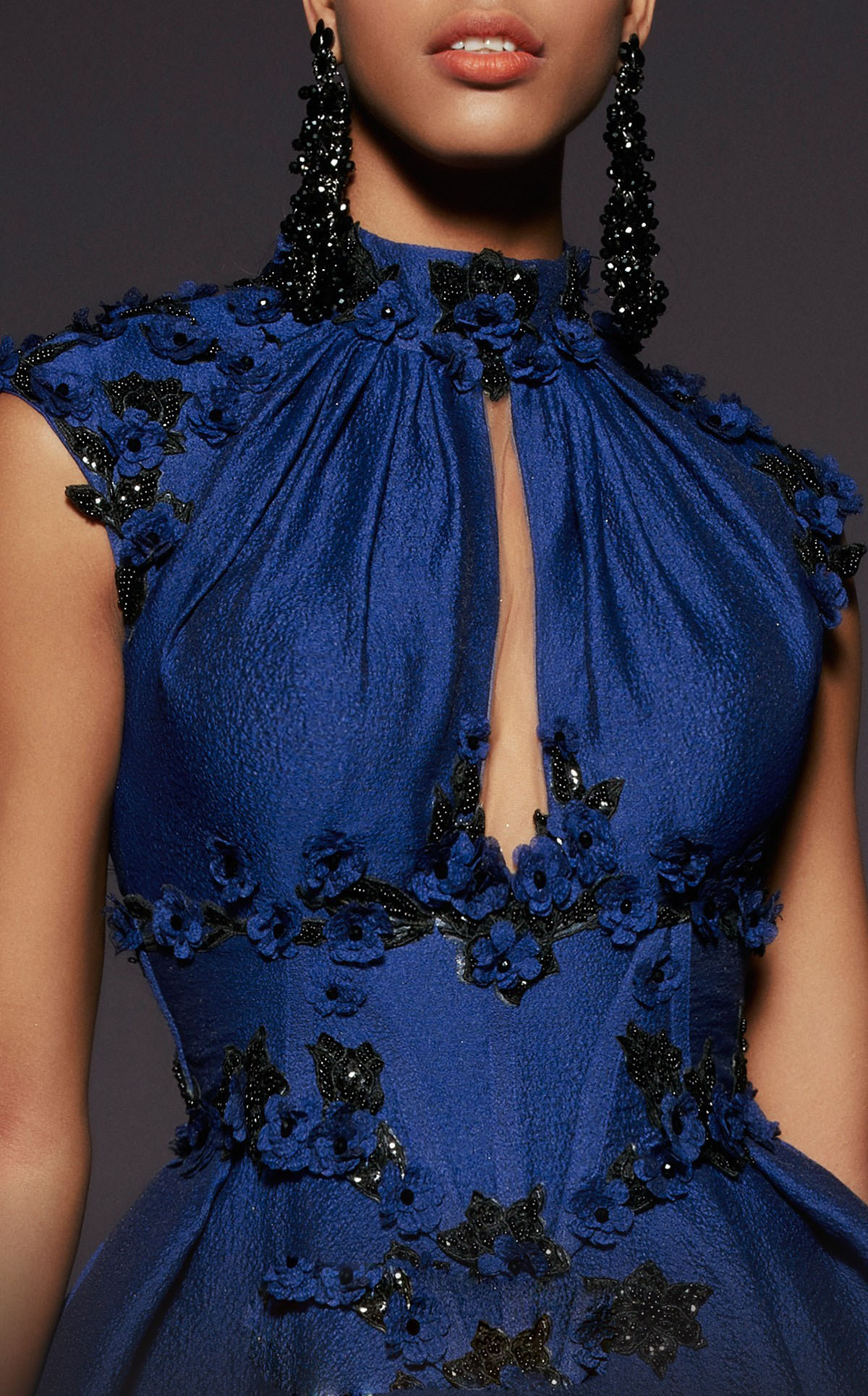 High Collar A Line Prom Dresses Keyhole Neck Appliques Beaded Vintage Black Girls Evening Dresses Formal Party Gowns Custom Made