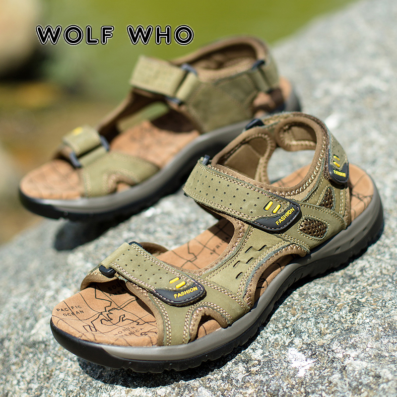 2020 New Classic Men Sandals Outdoor Walking Summer Male Shoes Anti Slippery Beach Shoes Man Comfortable Sandals A-007, Dark brown
2020 New Classic Men Sandals Outdoor Walking Summer Male Shoes Anti Slippery Beach Shoes Man Comfortable Sandals A-007, Dark brown