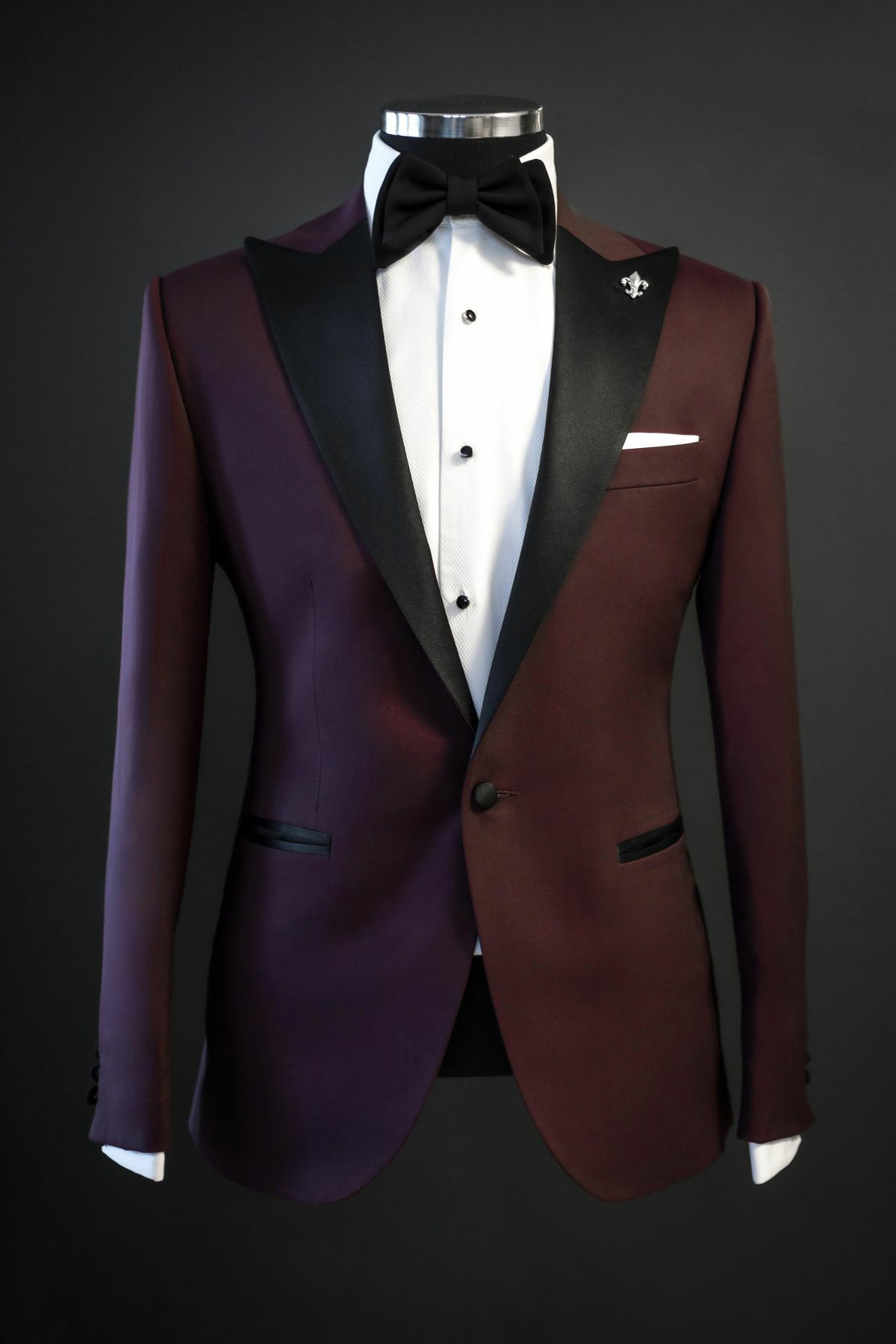 New Style Groomsmen Peak Black Lapel Groom Tuxedos Burgundy Men Suits Wedding/Prom/Dinner Best Man Blazer ( Jacket+Pants+Tie) G145, Black;gray
New Style Groomsmen Peak Black Lapel Groom Tuxedos Burgundy Men Suits Wedding/Prom/Dinner Best Man Blazer ( Jacket+Pants+Tie) G145, Black;gray