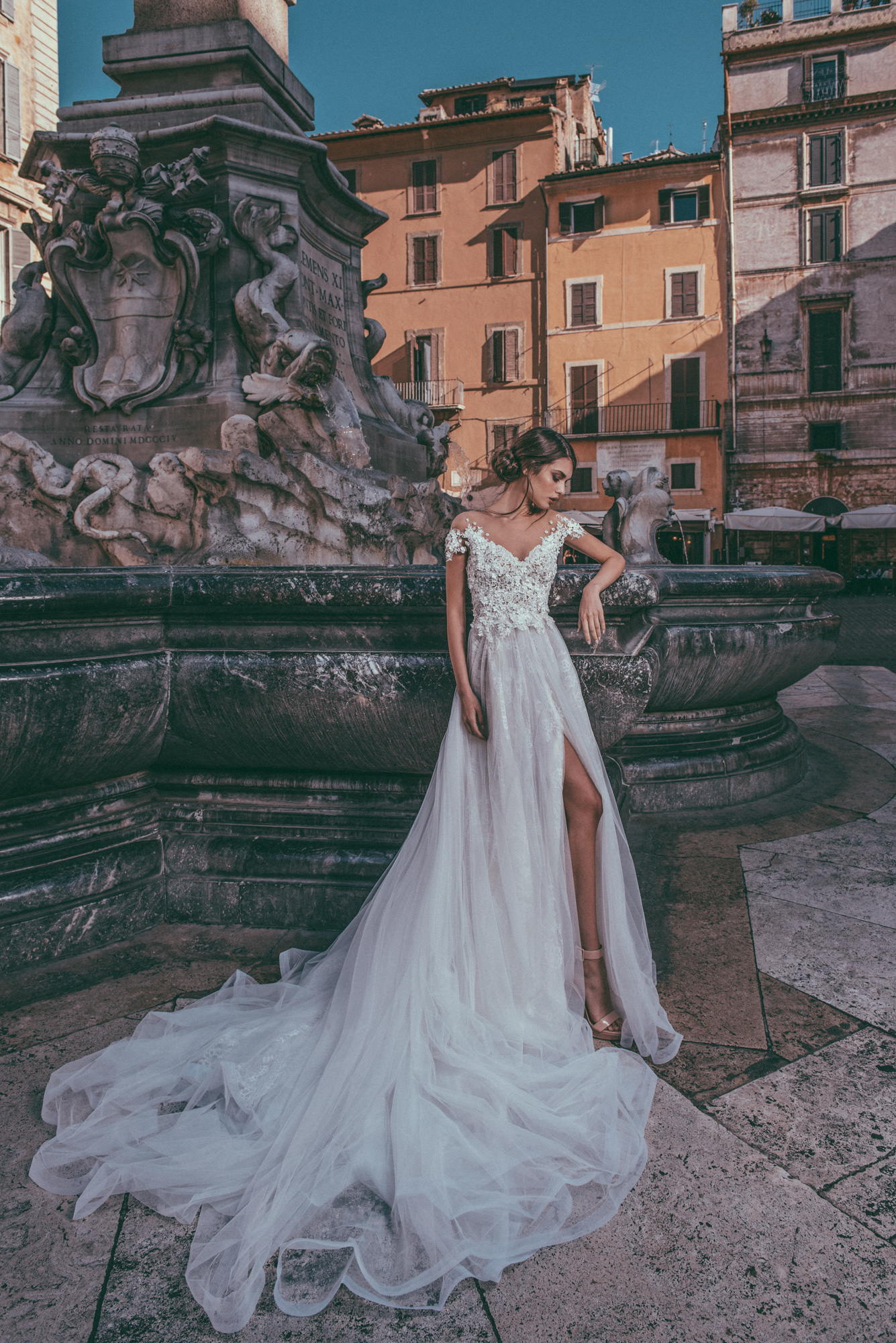 Julia Kontogruni Beach Wedding Dresses 2019 V Neck Lace Thigh High Slits Boho Wedding Dress Custom Made Bridal Gowns