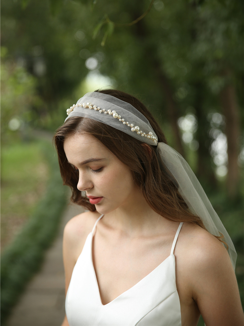 European Style Wedding Veils Soft Tulle with Pearls New Arrival Bridal Veils Wedding Accessories Light Champagne