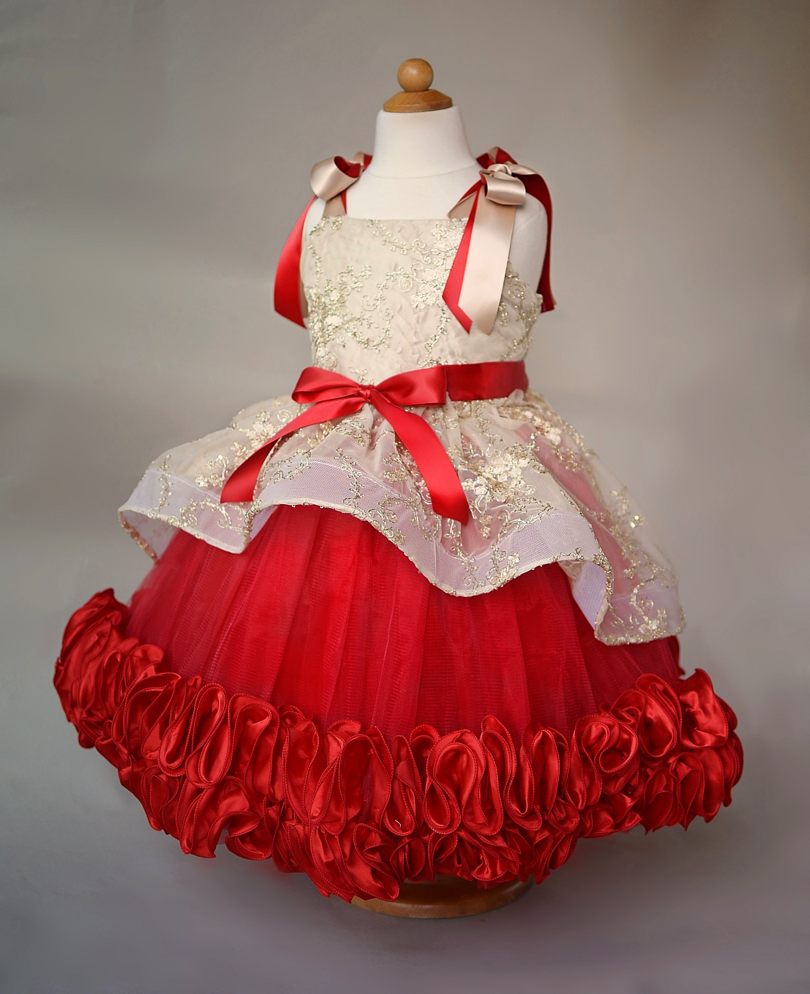 Modern Ball Gown Flower Girl Dress Square Sleeveless Tulle Lace Applique Tiers Ruched Wedding Dress Ankle Length Girl's Birthday Part