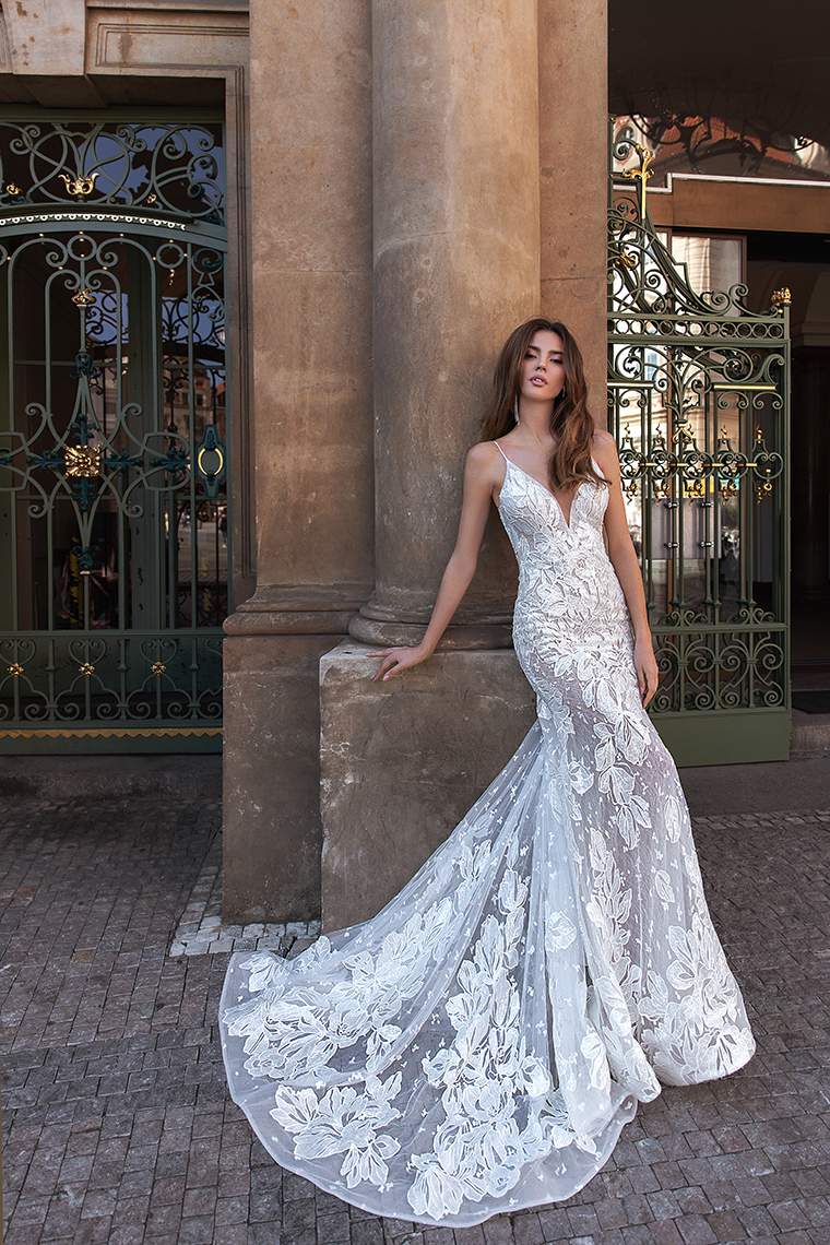 Julie Vino Mermaid Dresses With Wrap Spaghetti Lace Appliques Beach Wedding Dress Sweep Train Plus Size Boho Vestidos De Novia