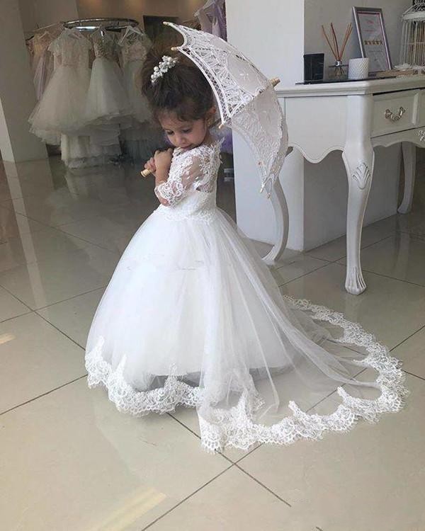 202 White Princess Ball Gown Flower Girls Dresses Jewel Neck Half Sleeves Lace Appliques Button Back Long Kids Birthday Girl Pageant Gowns