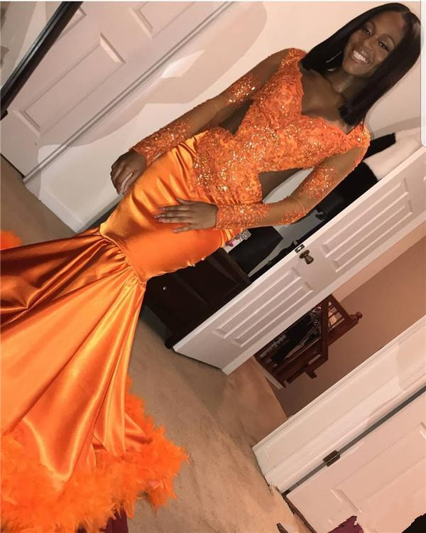 Saudi Arabia Orange Feather Prom Dresses V Neck Long Sleeves Lace Appliques Evening Gowns Plus Size Satin Mermaid Formal Wear
