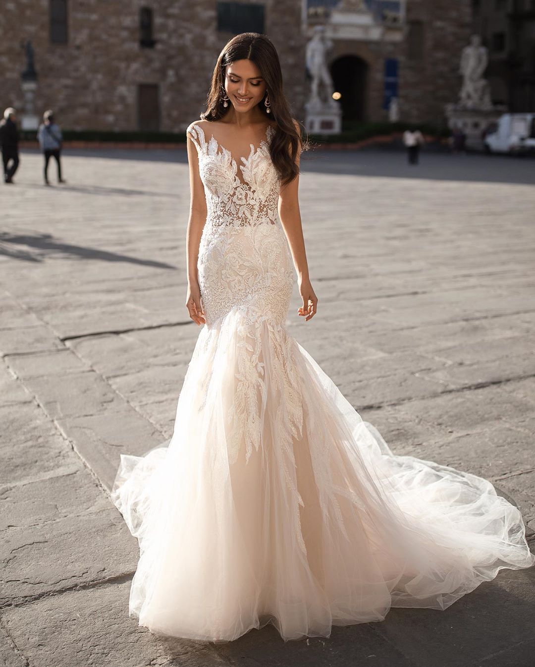 Mermaid Lace Graceful Wedding Dresses Sheer Bateau Neck Appliqued Backless Bridal Gowns Tulle Sweep Train Trumpet Robe De Marie
