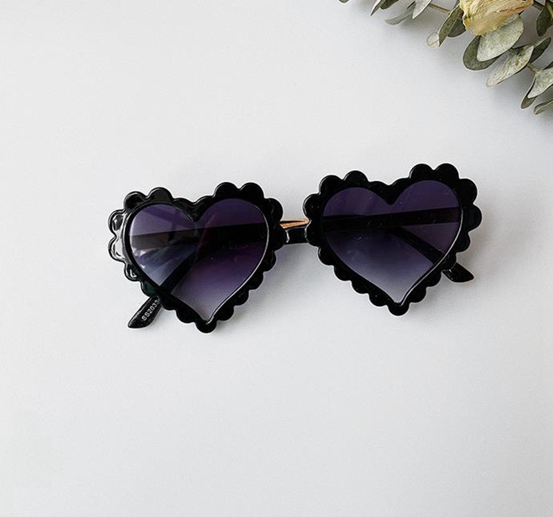 Kids Sunglasses Heart Plastic Pink Sun Glasses Girls UV400 Eyeglasses Boys Beach Glasses Fashion Kids Accessoris 6 Colors DW5312