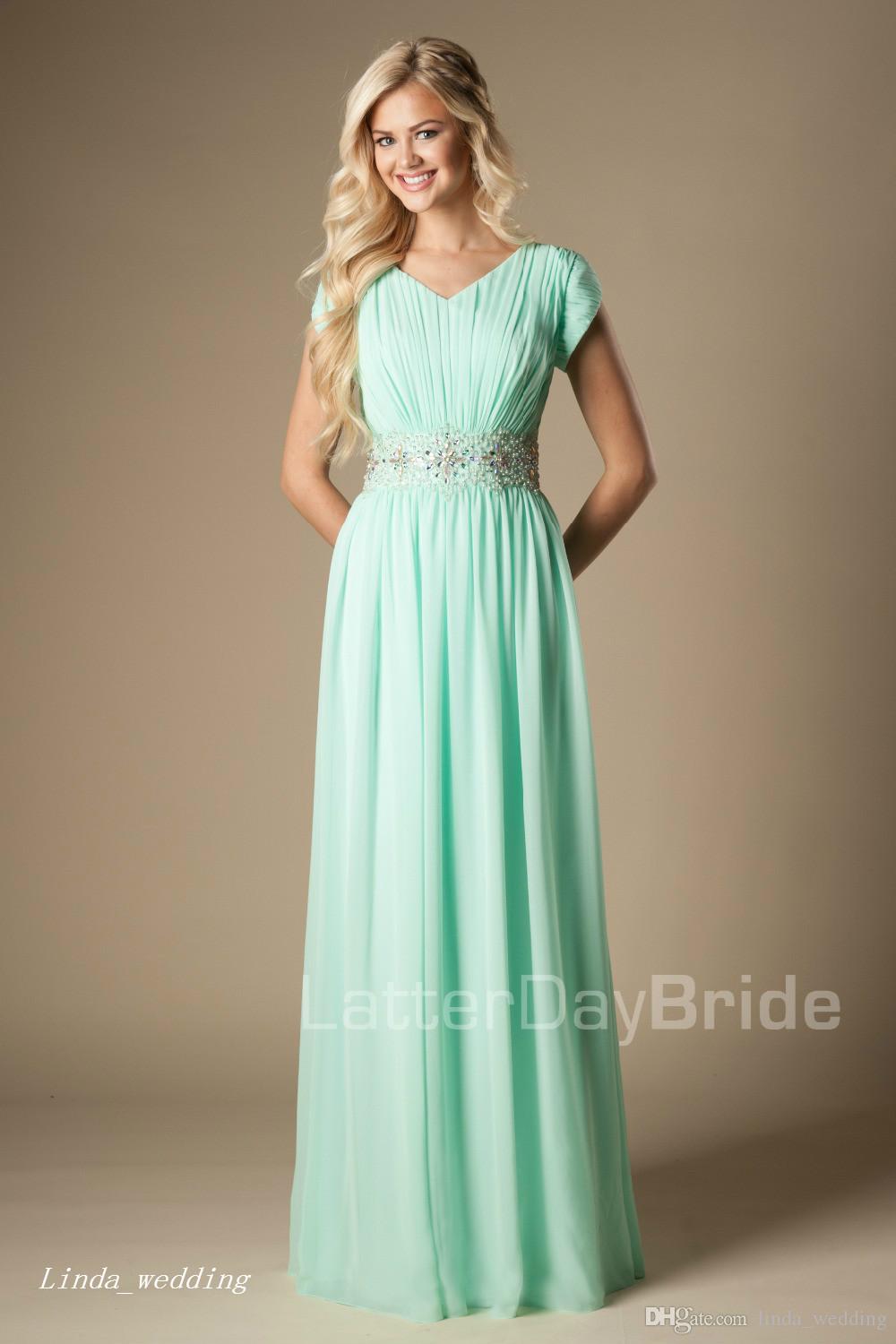 2019 Mint Green Bridesmaid Dress Modest Chiffon Beaded Floor Length Long Country Bridal Party Dress Plus Size vestiti cerimonia damigella