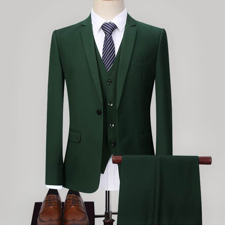 Green Groom Wedding Tuxedos One Button Peaked Lapel Groomsmen 3 Pieces Suits Handsome Ready To Wear Formal Business Men Suits