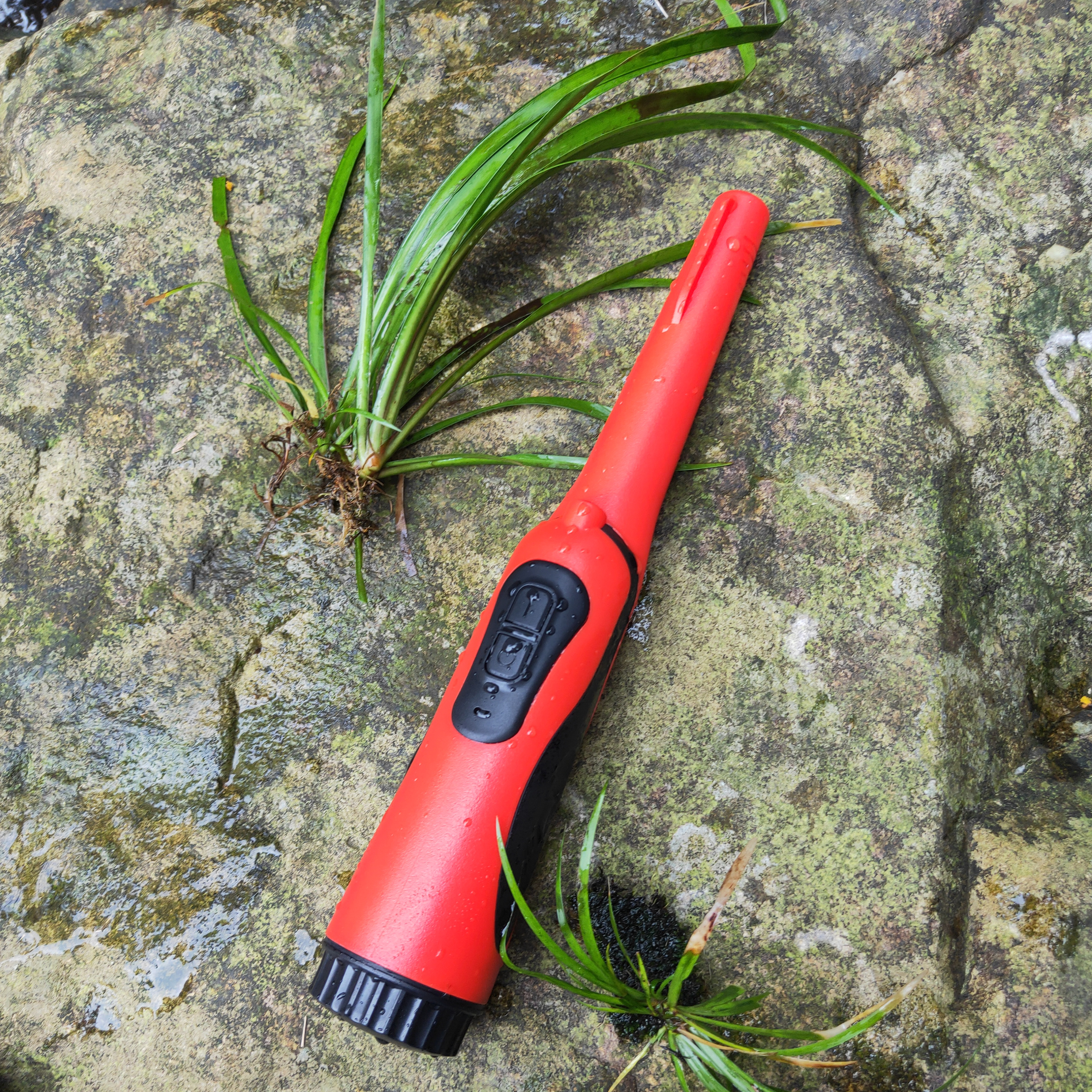 New Waterproof Portable Handheld Metal Detector Sound Alarm for Water and Land Dualpurpose Positioning Assistant Bar for Archaeo