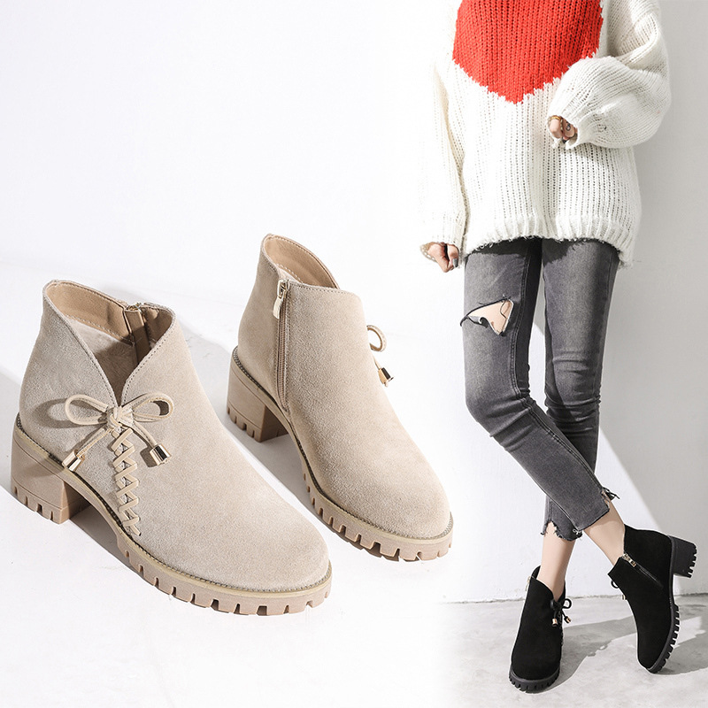 Women's Small Short Boots Women 2019 New Autumn and Winter British Women's Boots Joker Thick with Velvet Thermal Bow, Black
Women's Small Short Boots Women 2019 New Autumn and Winter British Women's Boots Joker Thick with Velvet Thermal Bow, Black